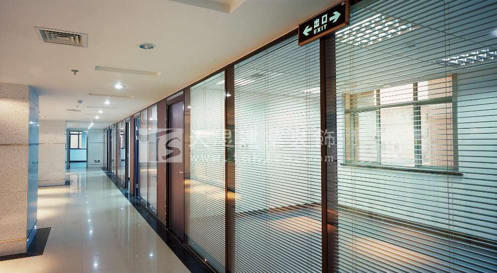 <a href=http://www.lxj10.cn/ target=_blank class=infotextkey>合肥辦公室裝修</a>