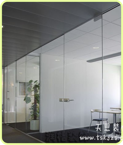 <a href=http://www.lxj10.cn/ target=_blank class=infotextkey>合肥辦公室裝修</a>
