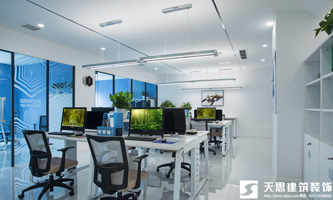 <a href=http://www.lxj10.cn/ target=_blank class=infotextkey>合肥辦公室裝修</a>時(shí)怎么選擇油漆不同辦公室設(shè)計(jì)風(fēng)格選擇不同分類的油漆